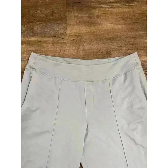 Athleta Eastbound Wide Pants Women's 16 Light Blue Pull On Stretch Athleisure - Picture 3 of 10